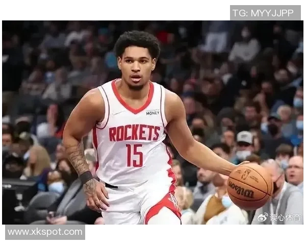 上海新援崔晓龙训练受伤将缺席揭幕战球队面临人员短缺挑战